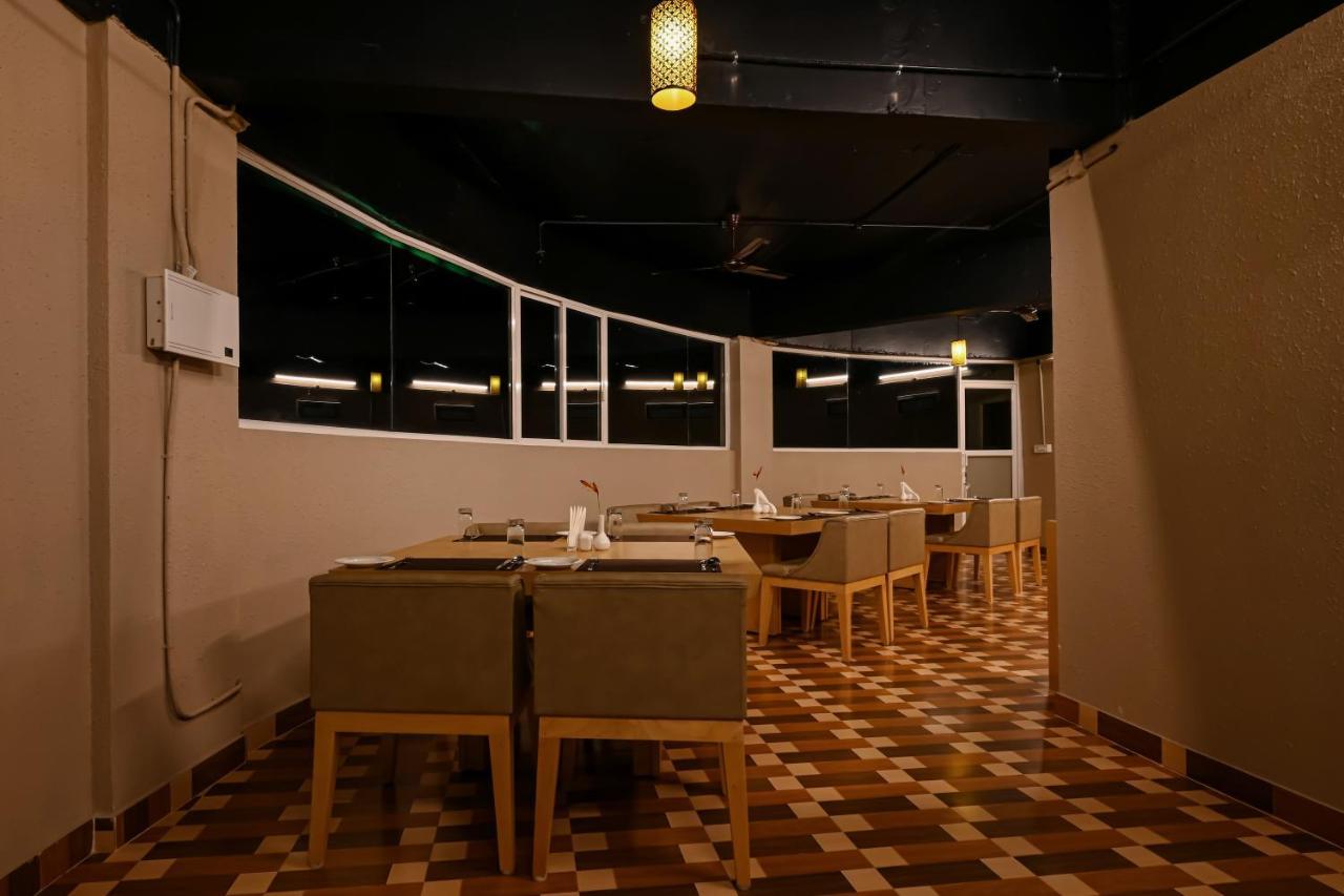 Aveda Munnar Mountains And Mist Hotel Exterior photo