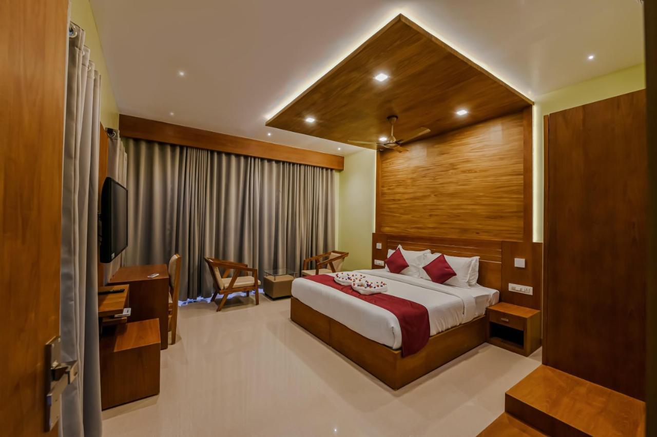 Aveda Munnar Mountains And Mist Hotel Exterior photo