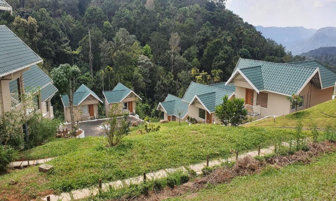 Aveda Munnar Mountains And Mist Hotel Exterior photo