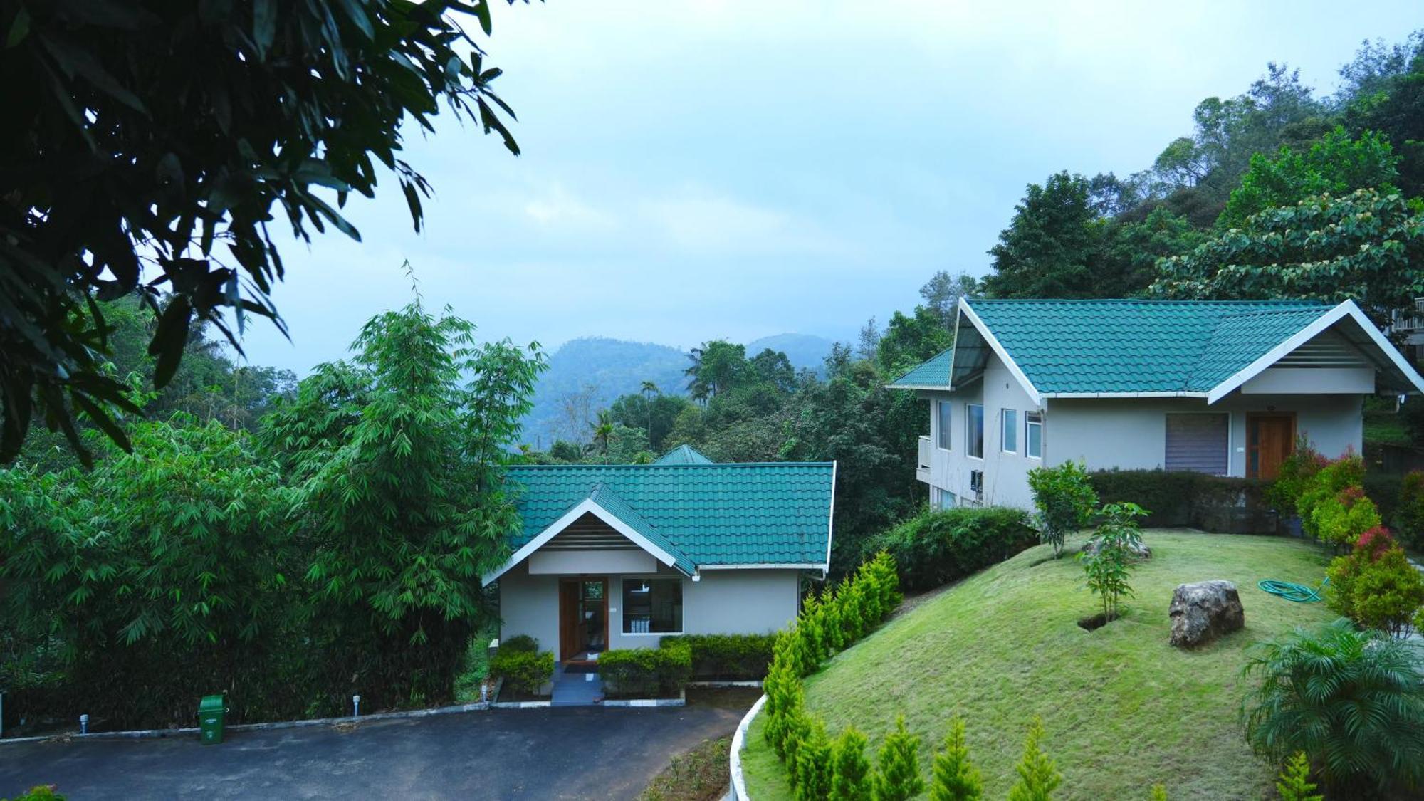 Aveda Munnar Mountains And Mist Hotel Exterior photo