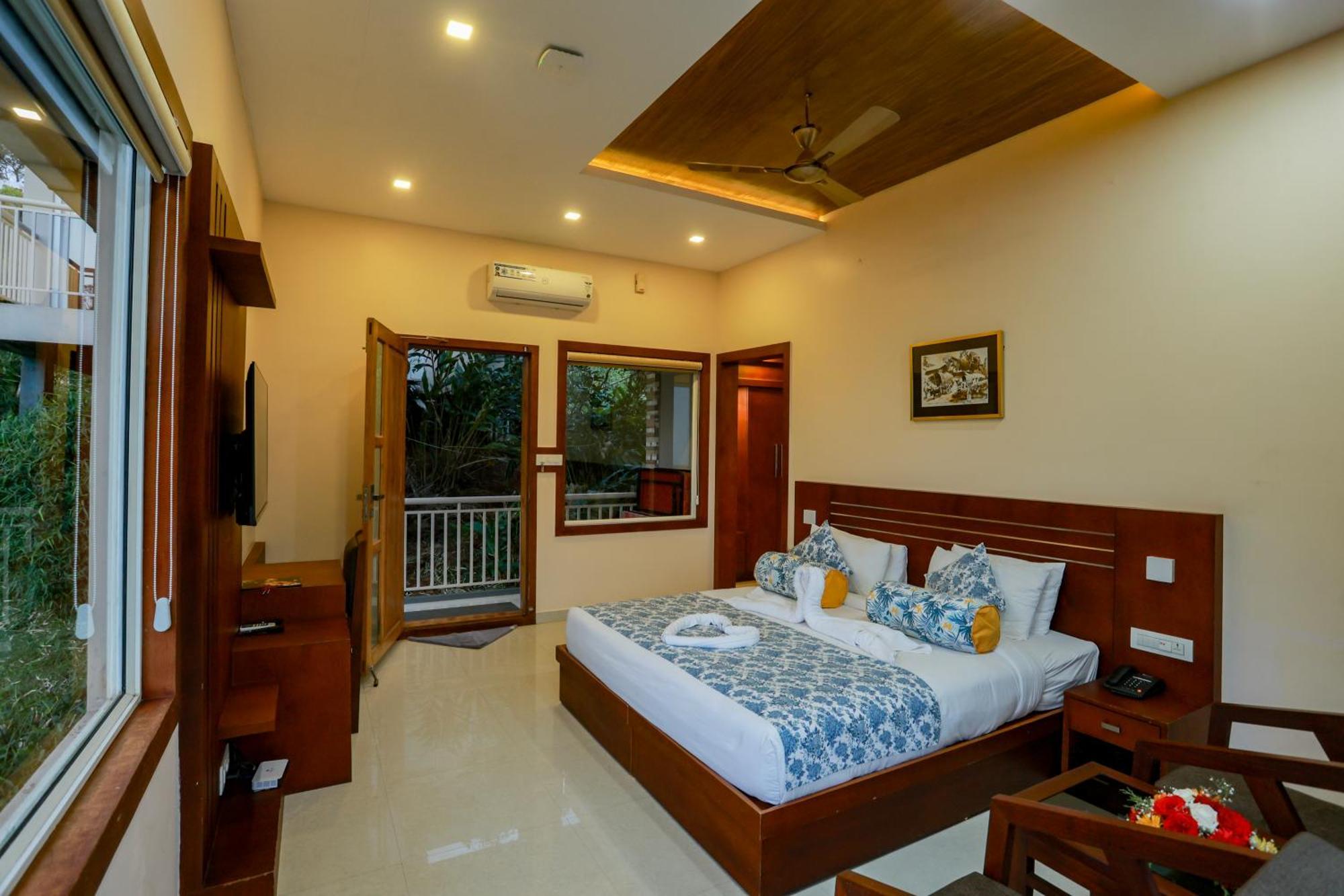 Aveda Munnar Mountains And Mist Hotel Exterior photo